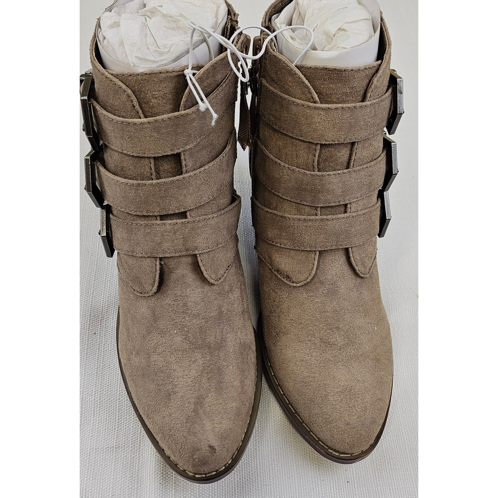 Betseyville Supagal Taupe Suede Buckle Block Heel Ankle Boots Size 7